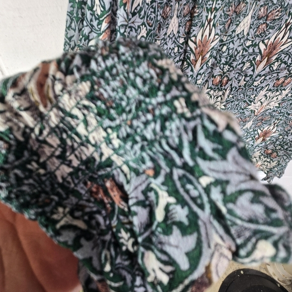 Morris & Co X H&M Art Nouveau Floral Print Long Sleeve Blouse - Picture 10 of 11